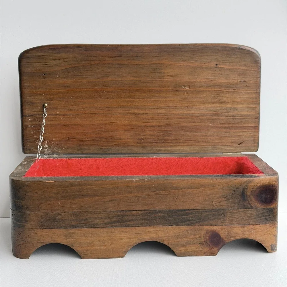 Vintage Wooden Jewelry Box Chest Rustic Carved Flower Red Fur Liner‎ 80s Cabin